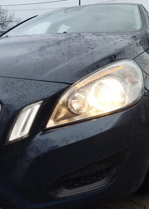 Volvo V60 cena 29900 przebieg: 300031, rok produkcji 2012 z Giżycko małe 562